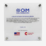 Placa acrílica OIM